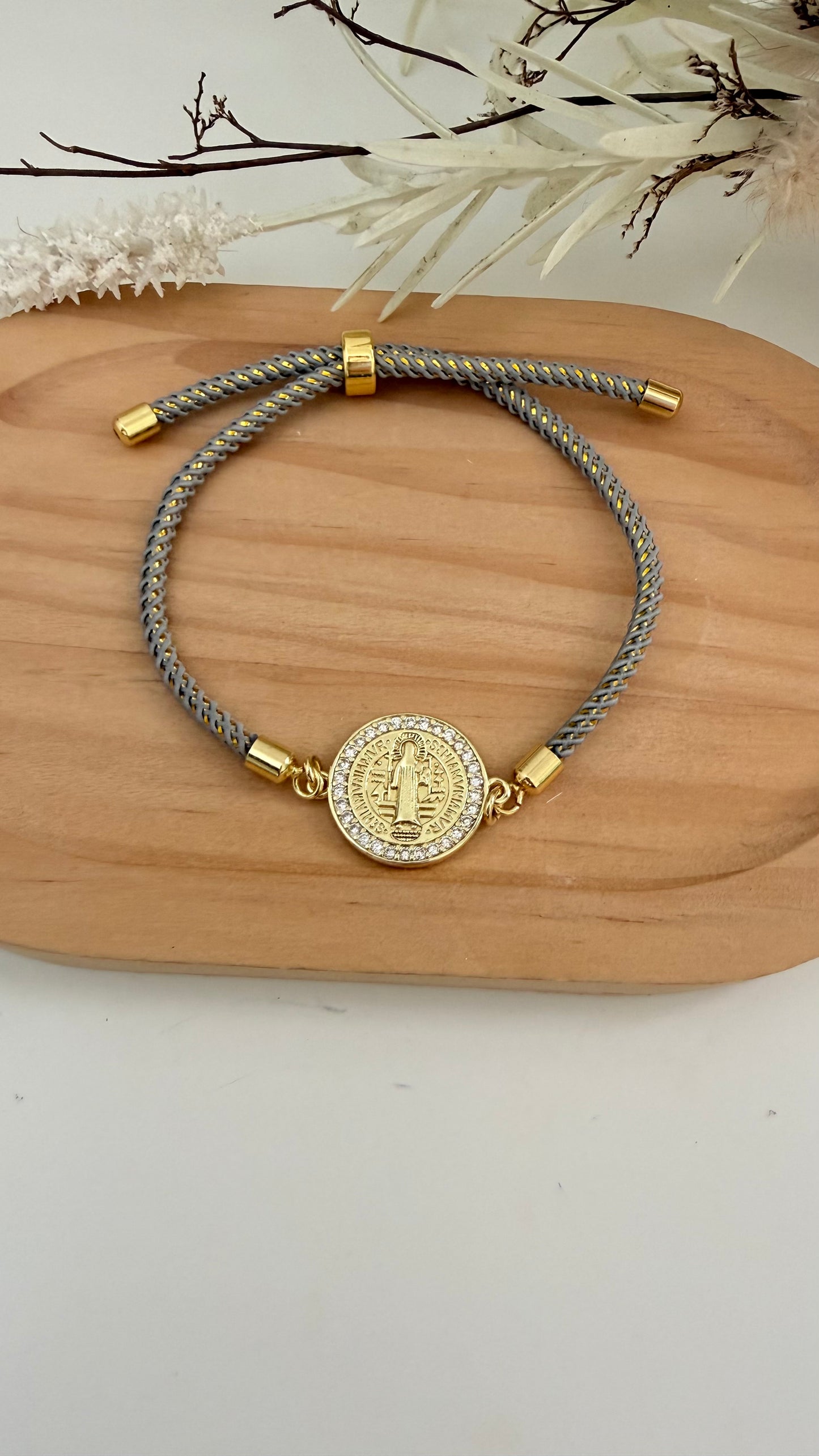 Pulsera de San Benito