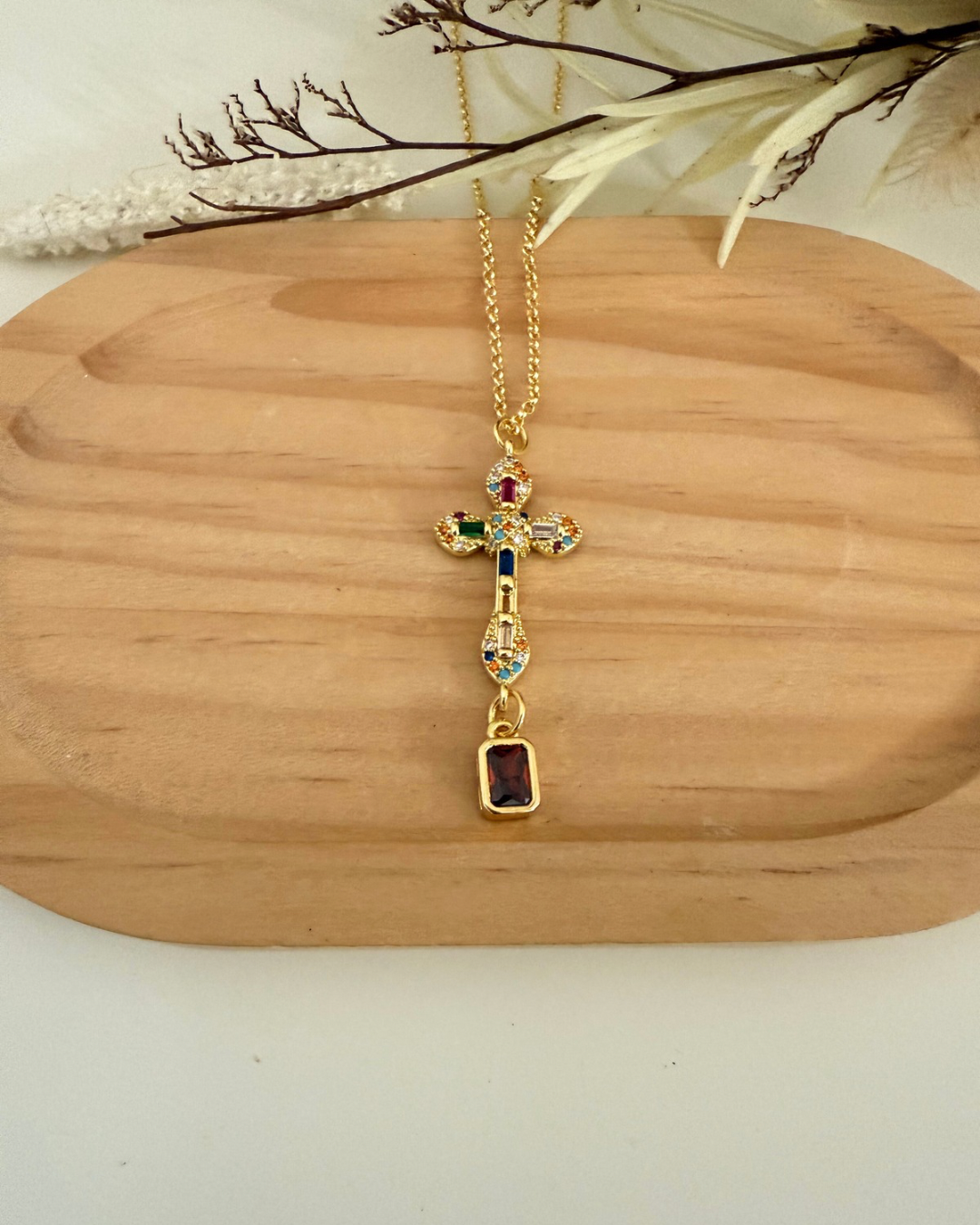Cadena Crucifijo en Piedras