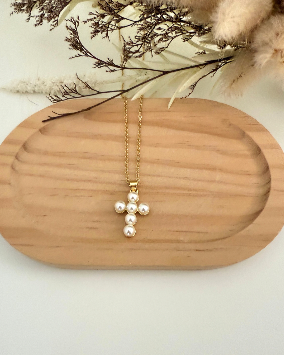Cadena Cruz en Perlas