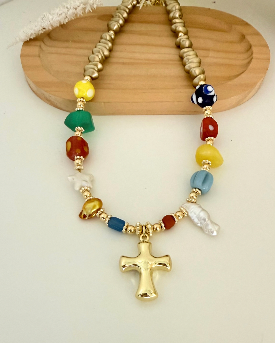 Collar Cruz dorada