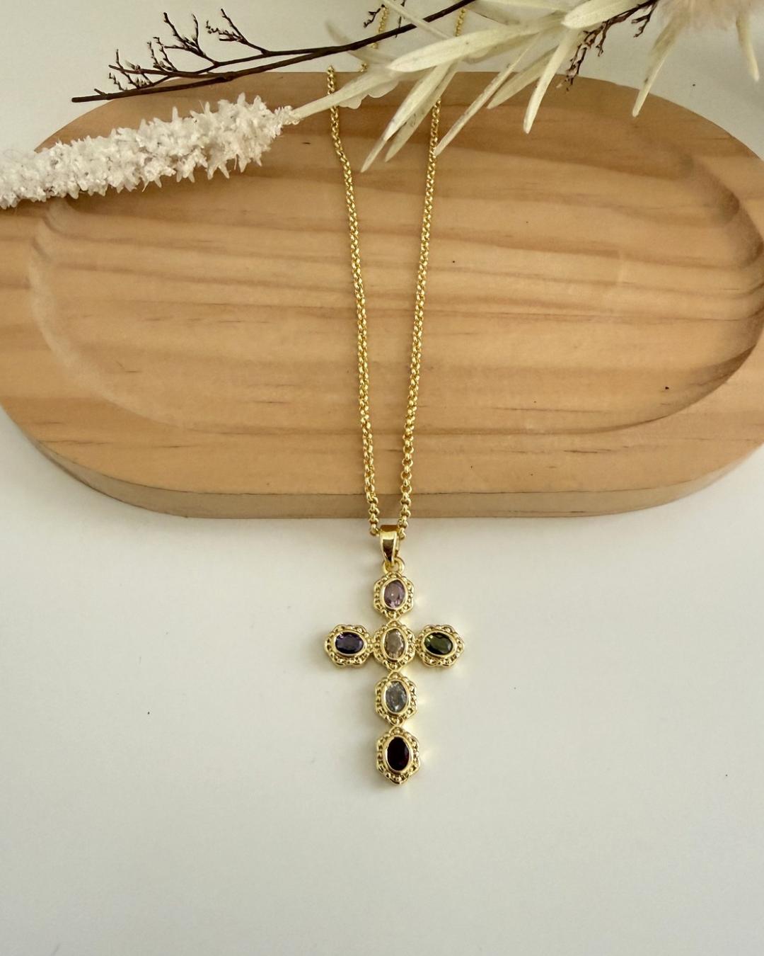 Cadena Cruz en Piedras