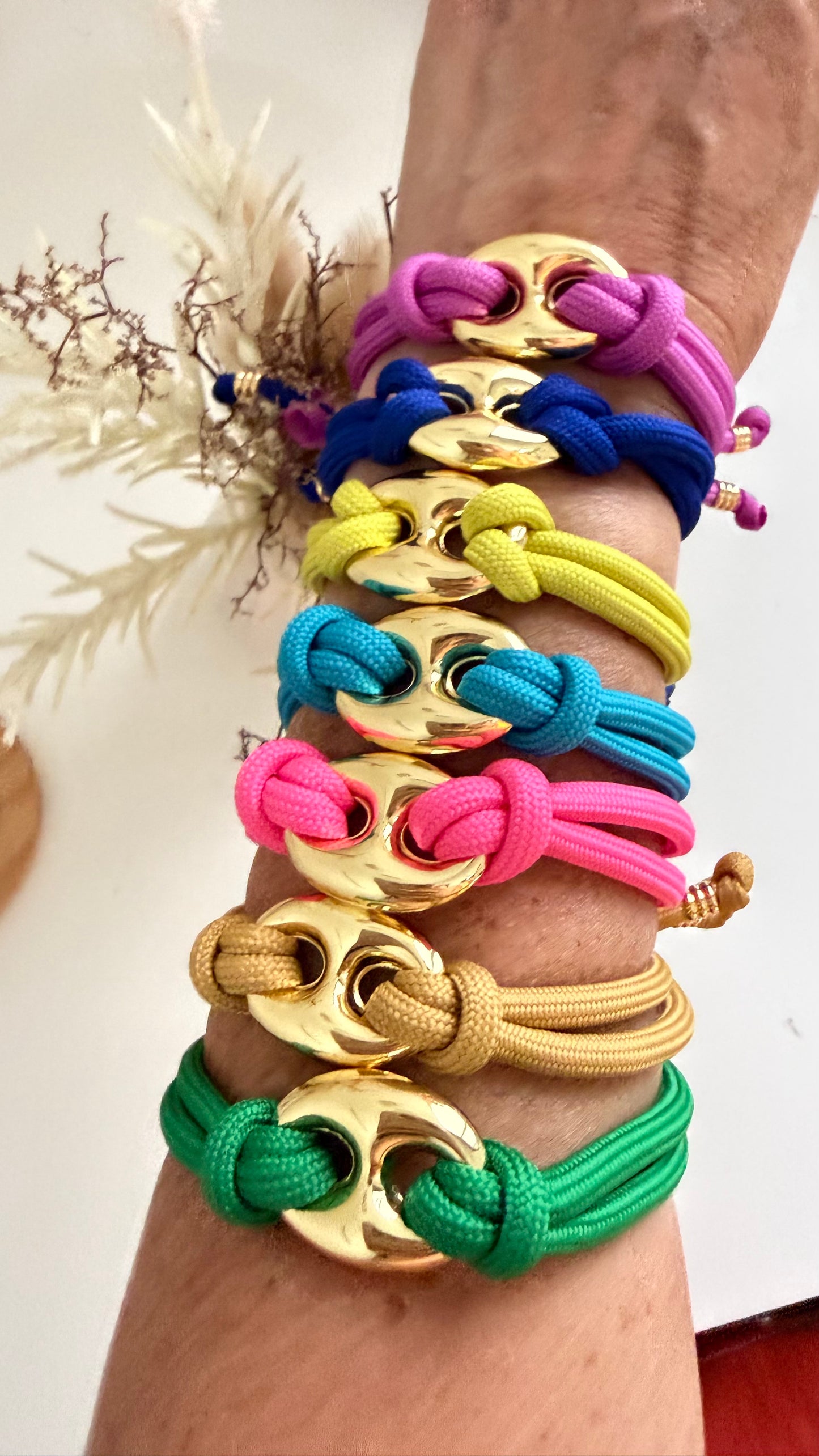 Pulseras Santa Isabel