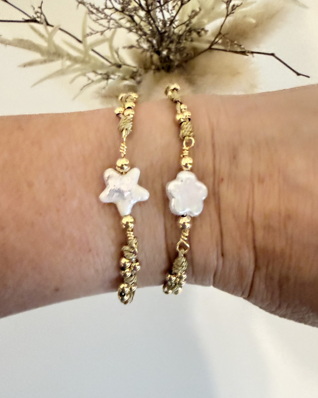 Pulseras Estrella y Flor