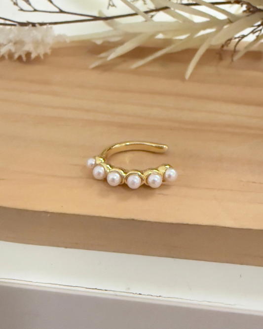 Earcuff de perlas