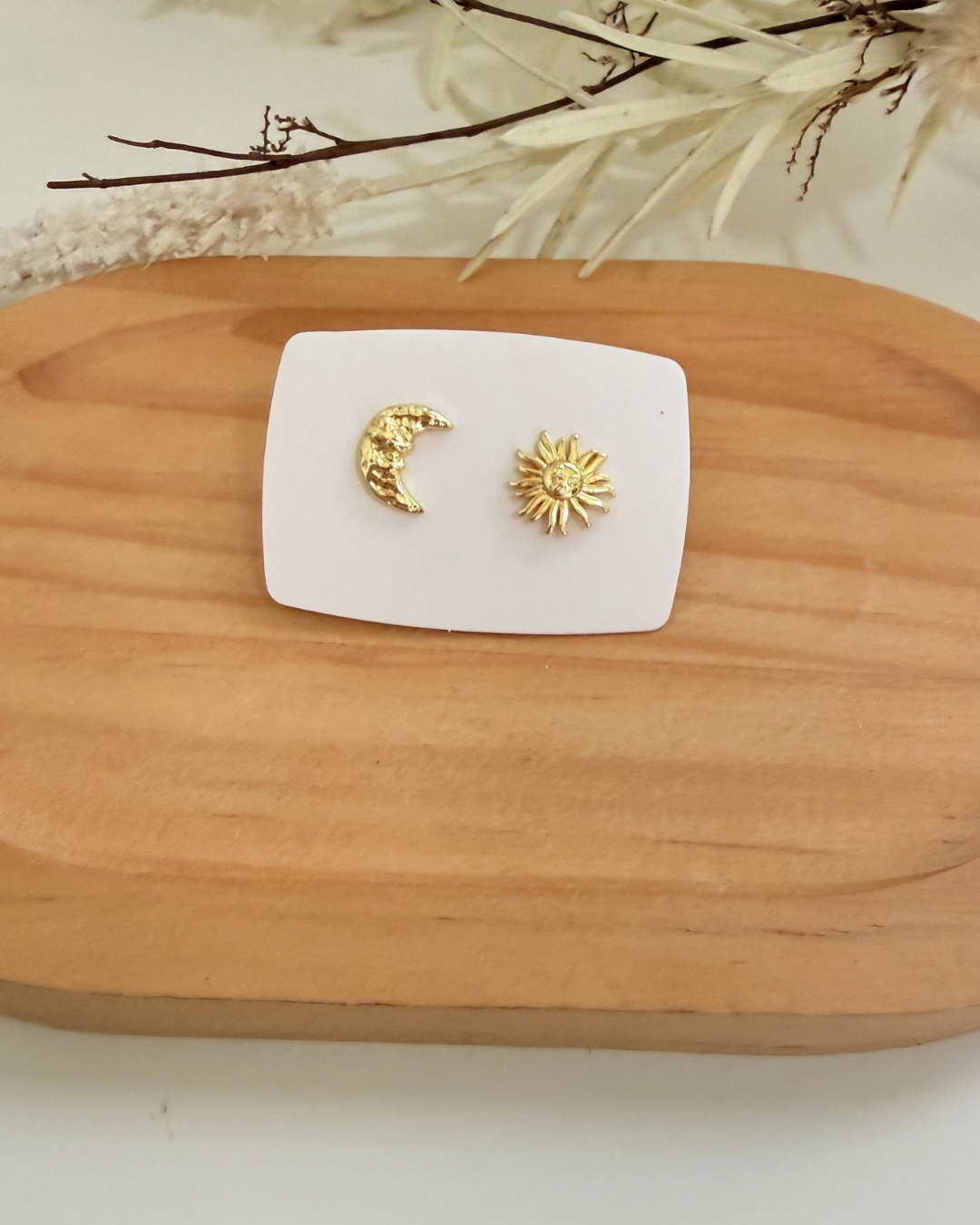 Sol y Luna studs