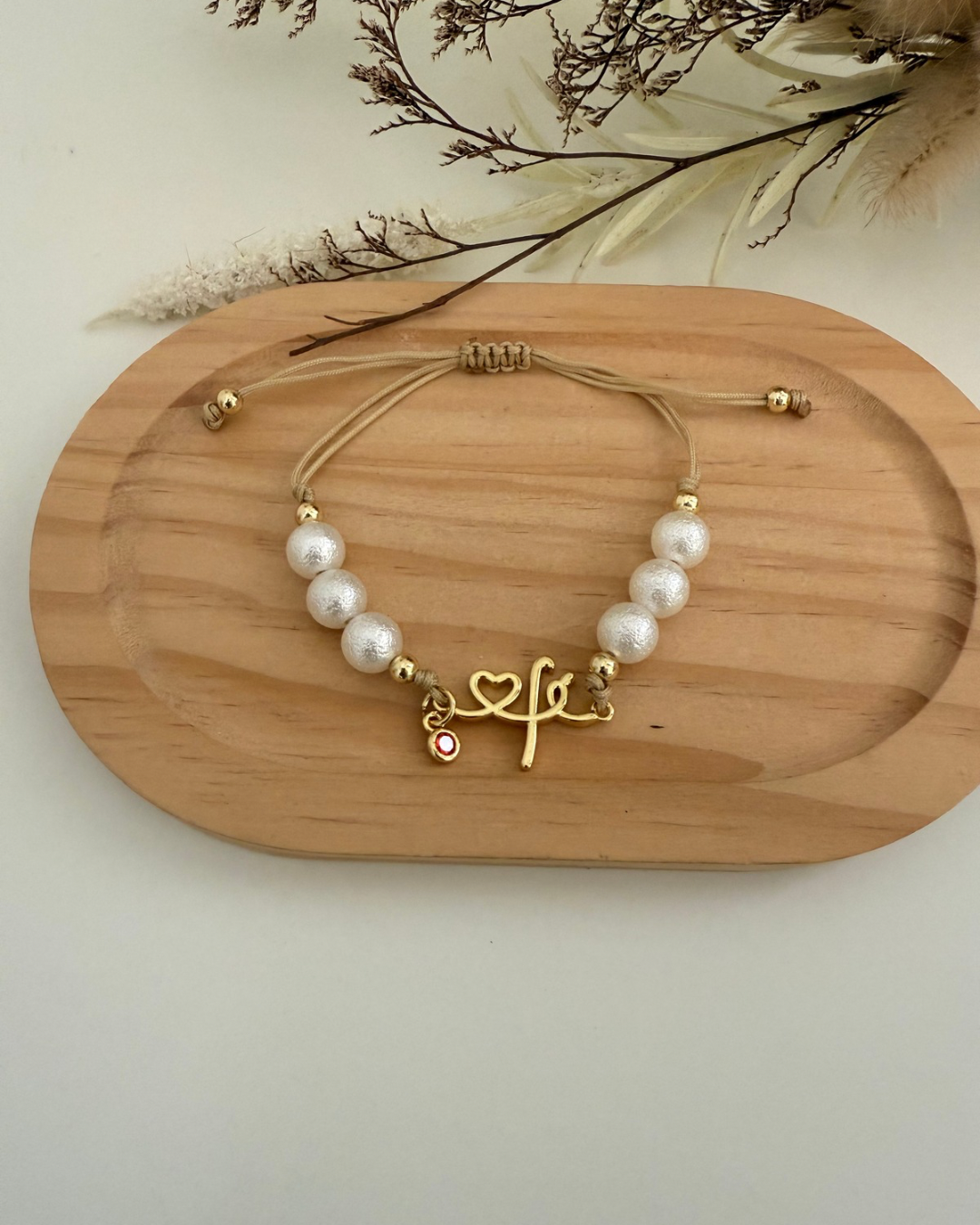Pulsera fé en hilo