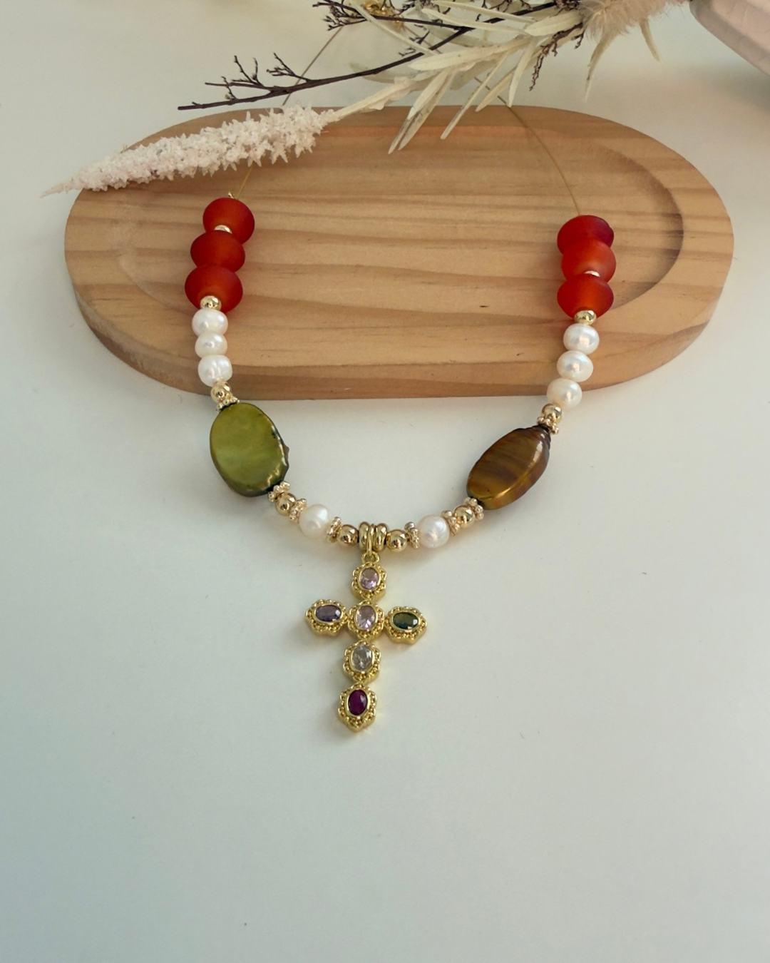 Collar con Cruz