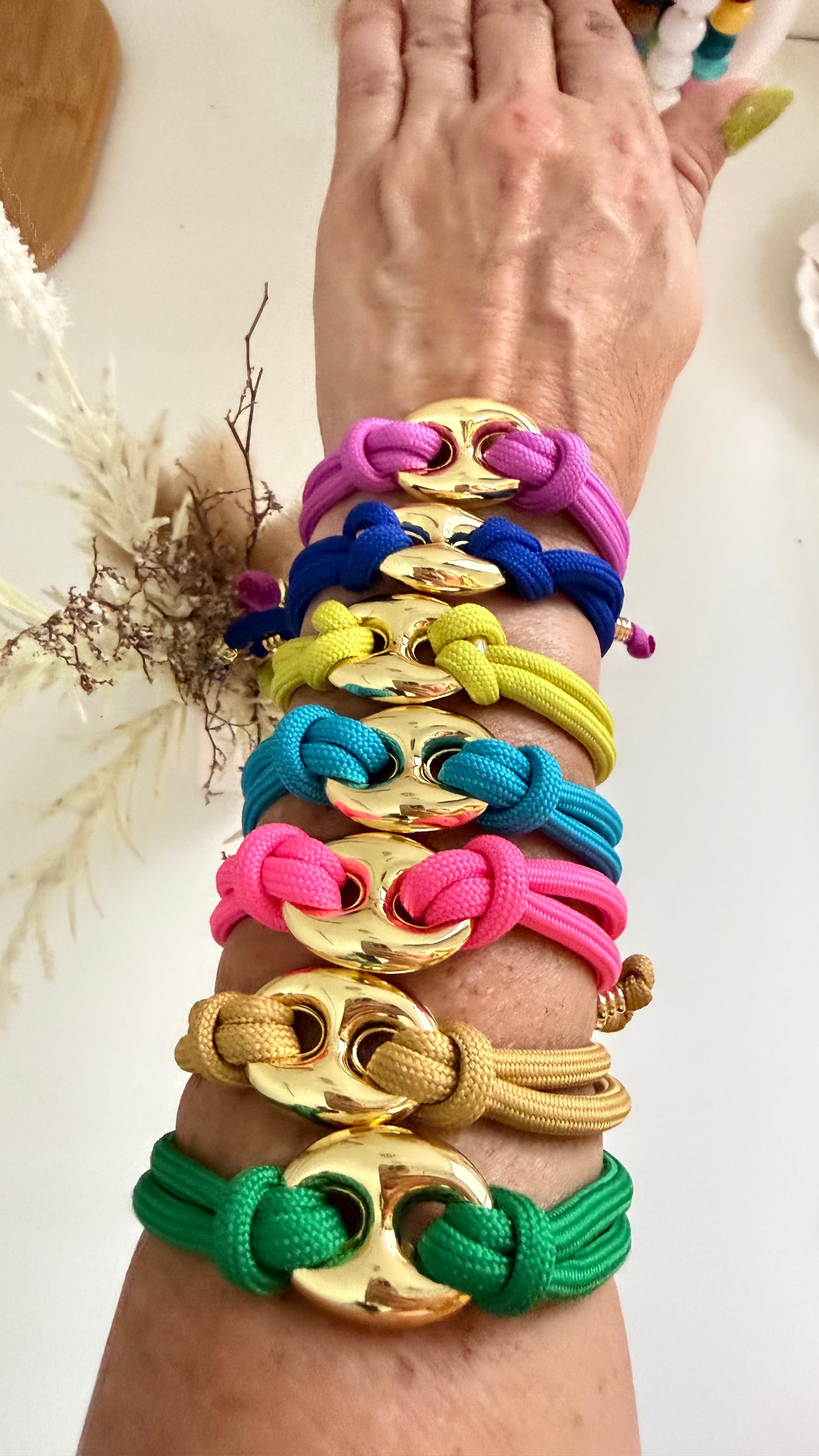 Pulseras Santa Isabel