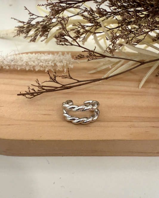 Leli Plata earcuff