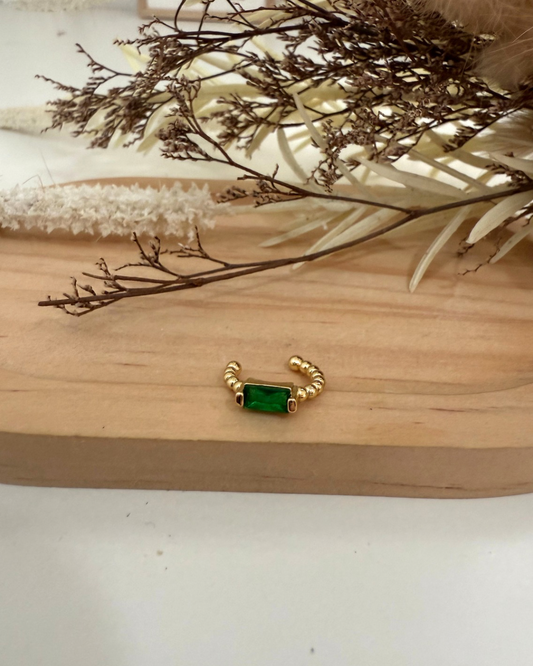 Esmeralda earcuff